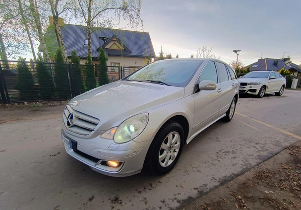 Mercedes-Benz Klasa R cena 16900 przebieg: 374000, rok produkcji 2006 z Ciechanów małe 172